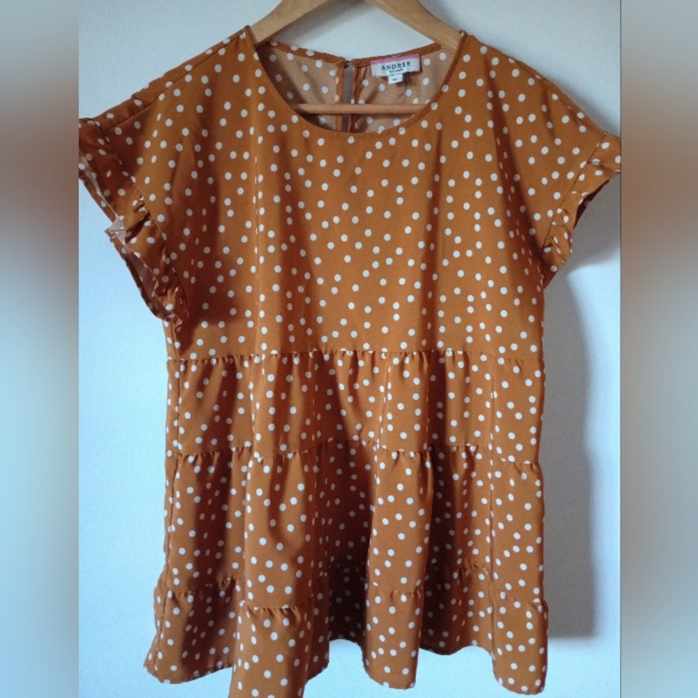 Andree By Unit Babydoll Style Polka Dot Top Size Medium